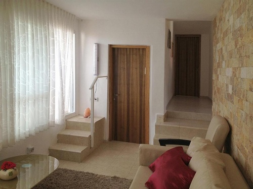 Mina Teva image 18